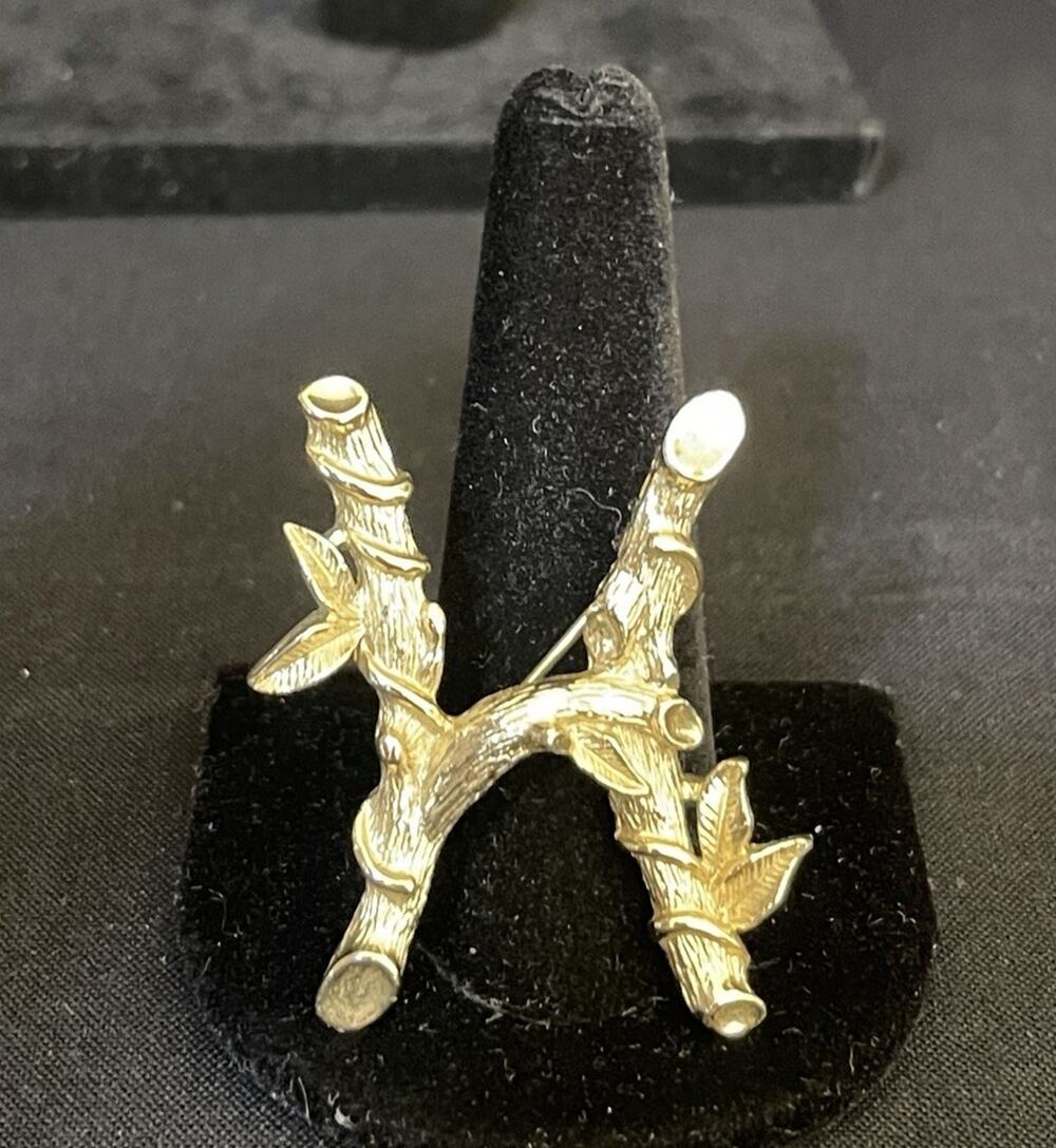 Vintage Sarah Coventry Letter H Initial Monogram GoldTone Bamboo Pin Brooch